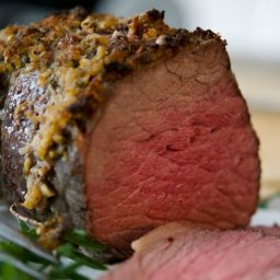 Horseradish, Garlic and Rosemary Encrusted Roast Beef carved