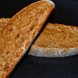 Chai Latte Biscotti