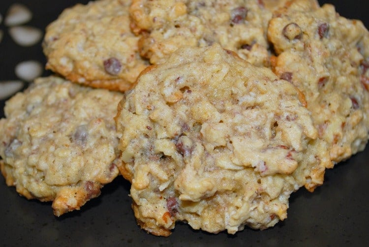 Oatmeal Pecan Chocolate Chip Cookies