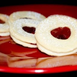 Raspberry Linzer Tarts