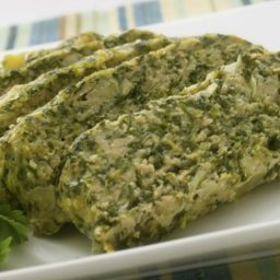 Spinach and Artichoke Chicken Meatloaf made with ground chicken, spinach, Asiago cheese and Panko breadcrumbs makes a healthy weeknight dinner.