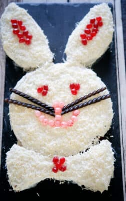 a cake that looks like a bunny