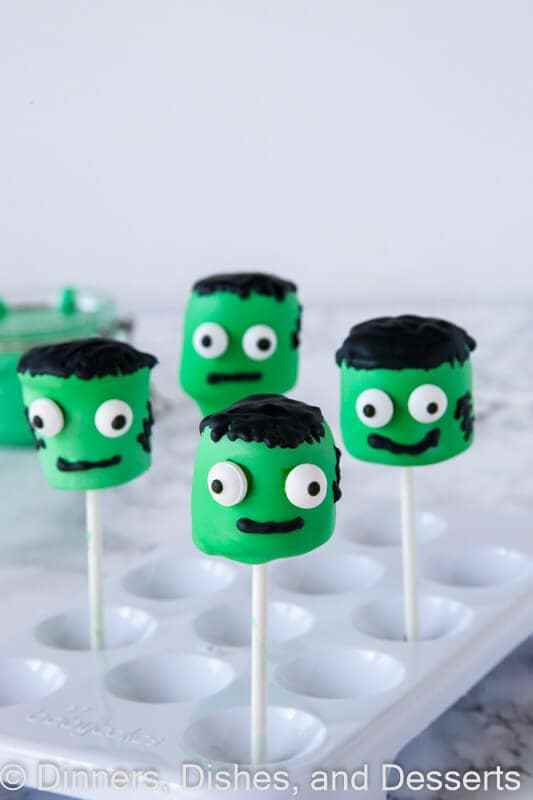 Frankenstein Marshmallow Pops