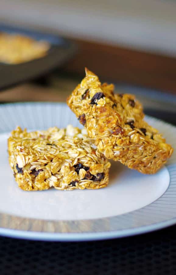 Plum, Pecan and White chocolate Granola Bars