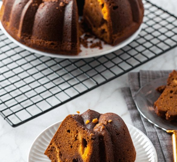 pumpkin banana hazelnut bundt cake