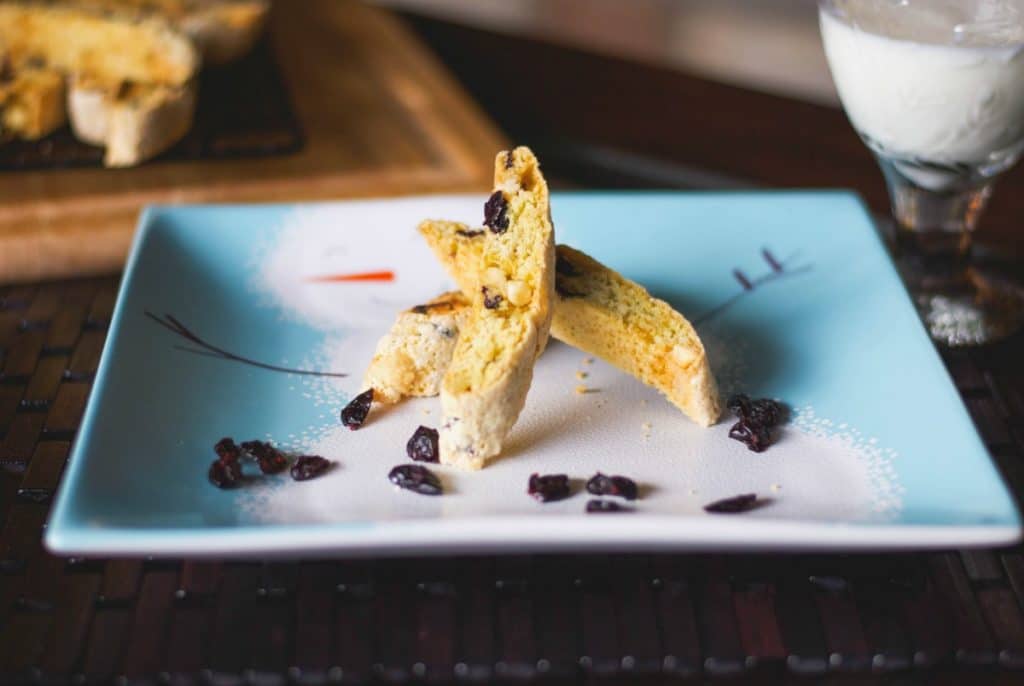 White Chocolate Blueberry Biscotti2