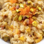 Apricot Pistachio Oatmeal with text