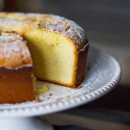 Lemon Cream Cheese Poundcake