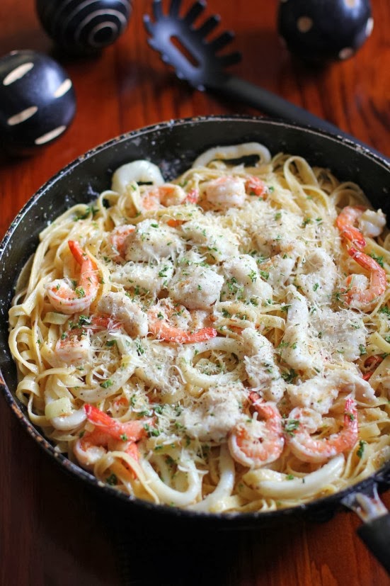 Seafood Alfredo