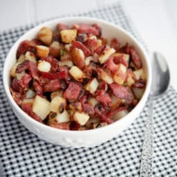 corned beef hash horizontal