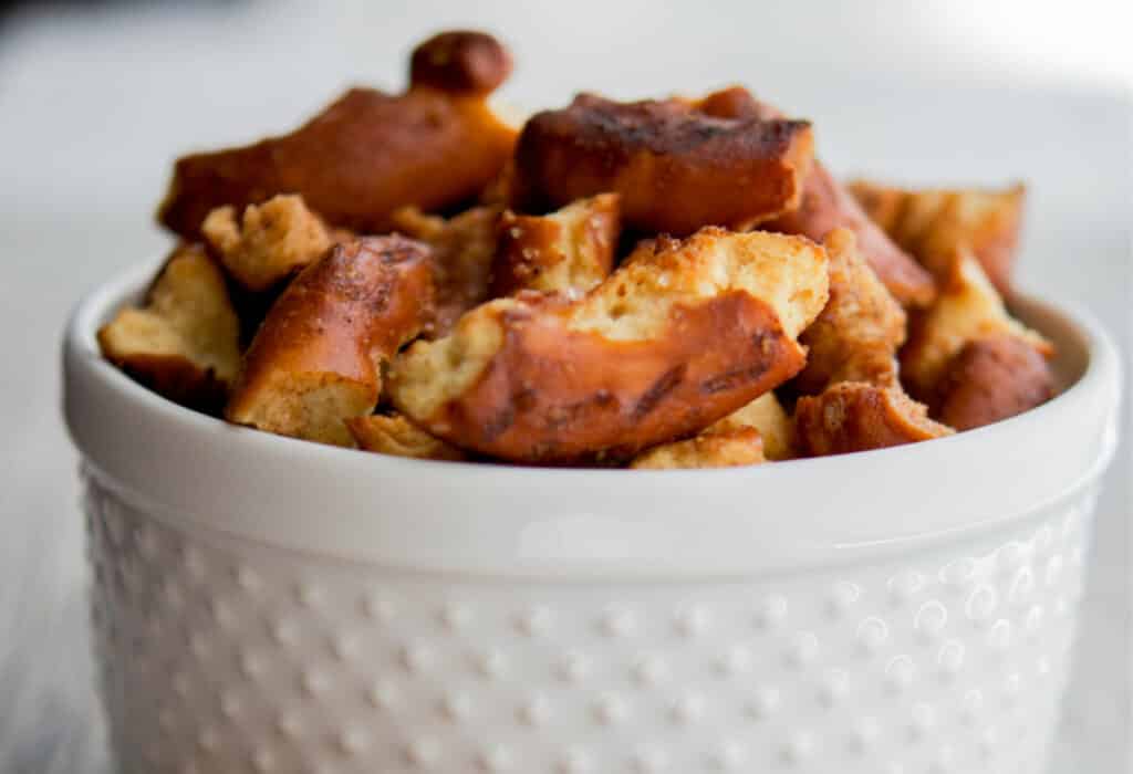 Pumpkin Pie Spice Pretzels