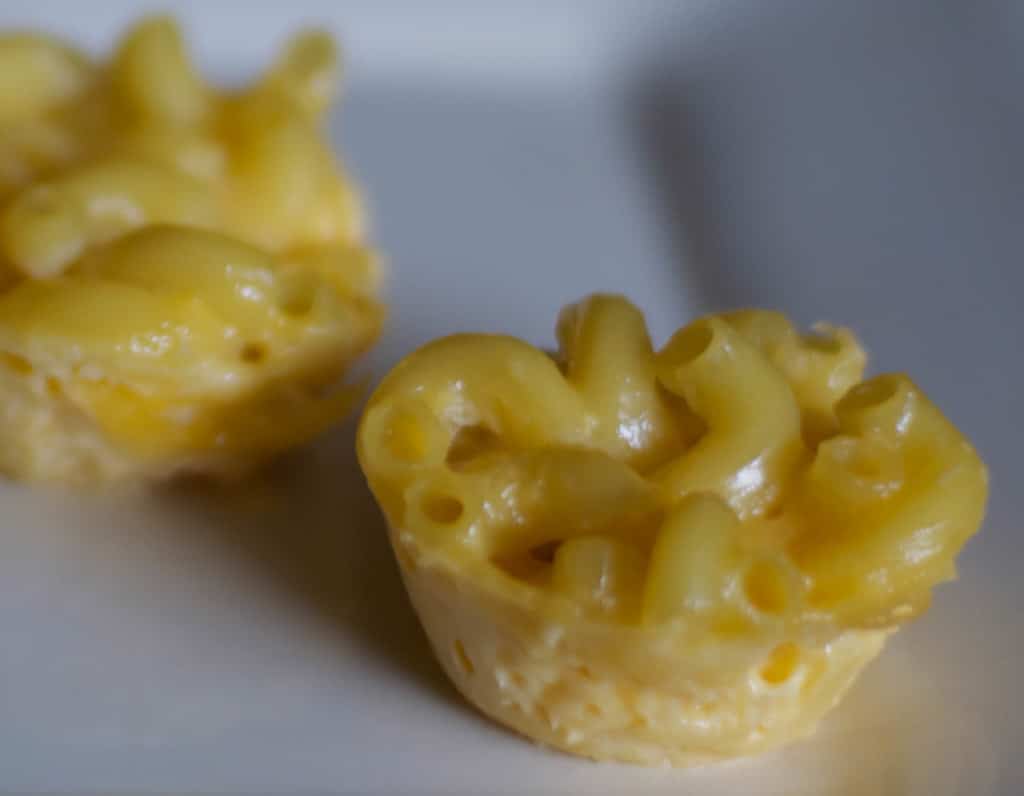 Reduced Fat Mac and Cheese Poppers