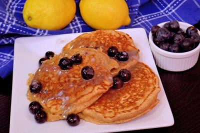 Silver+Dollar+Ricotta+and+Lemon+Pancakes+1