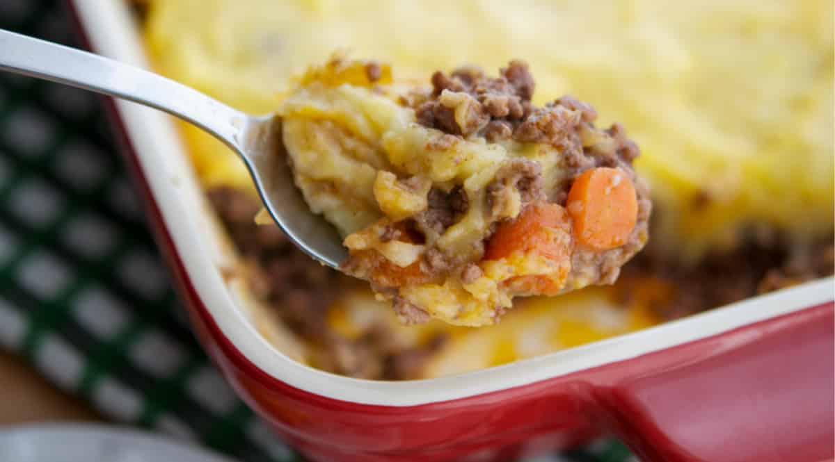 Irish Cottage Pie: A Comforting Classic with Regional Twists