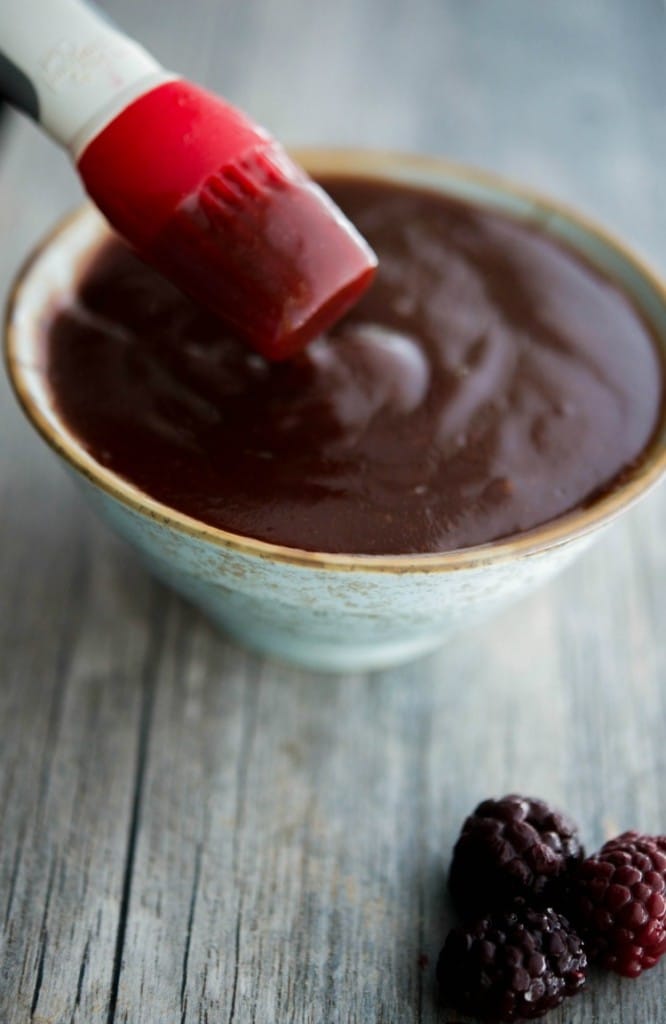 10 Minute Blackberry BBQ Sauce