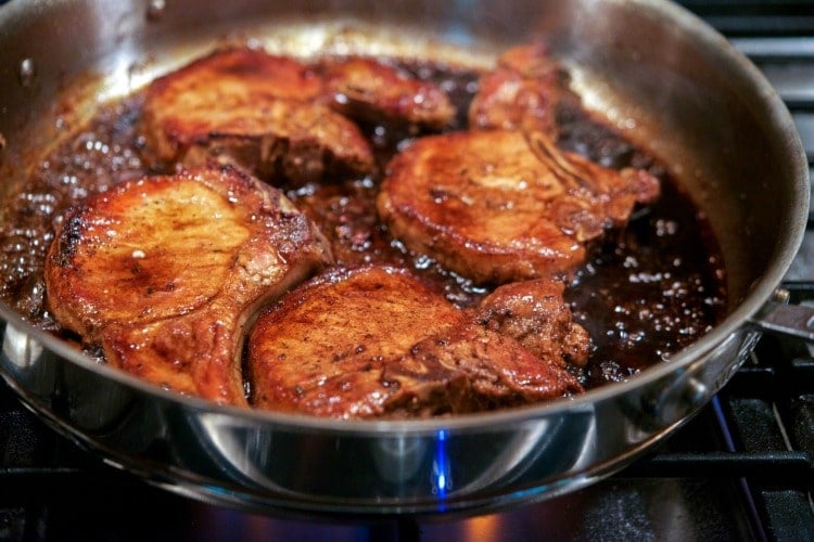 Pan.Seared.Balsamic Pork Chops-Pan