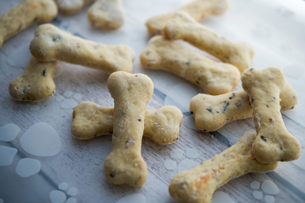 Chicken and Wild Rice Dog Biscuits Horizontal