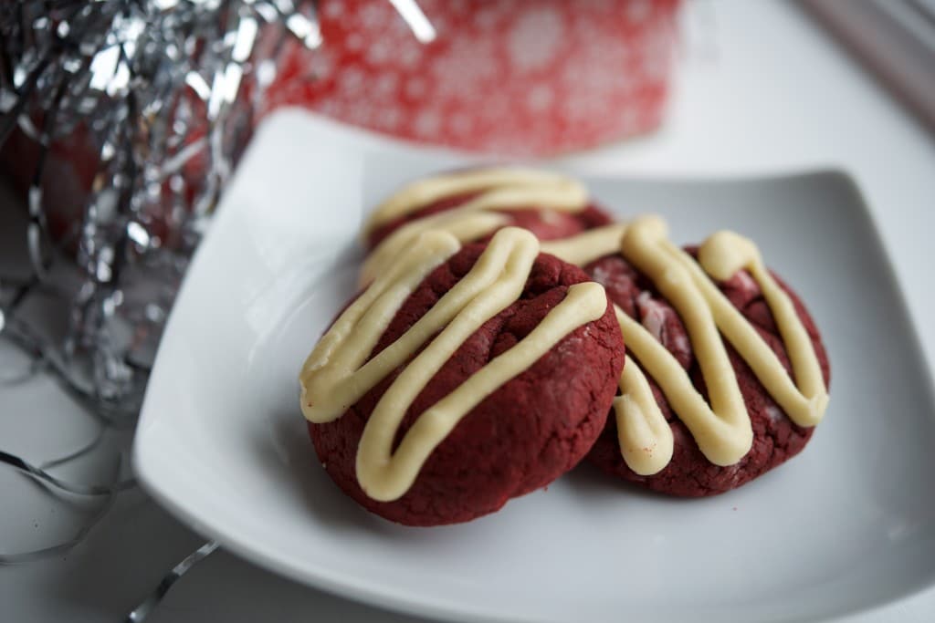 Red velvet cookies