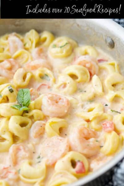 Celebrate Christmas Eve the Italian way with these 20 delicious seafood recipes for Seafood Frenzy Friday: Christmas Eve Edition.