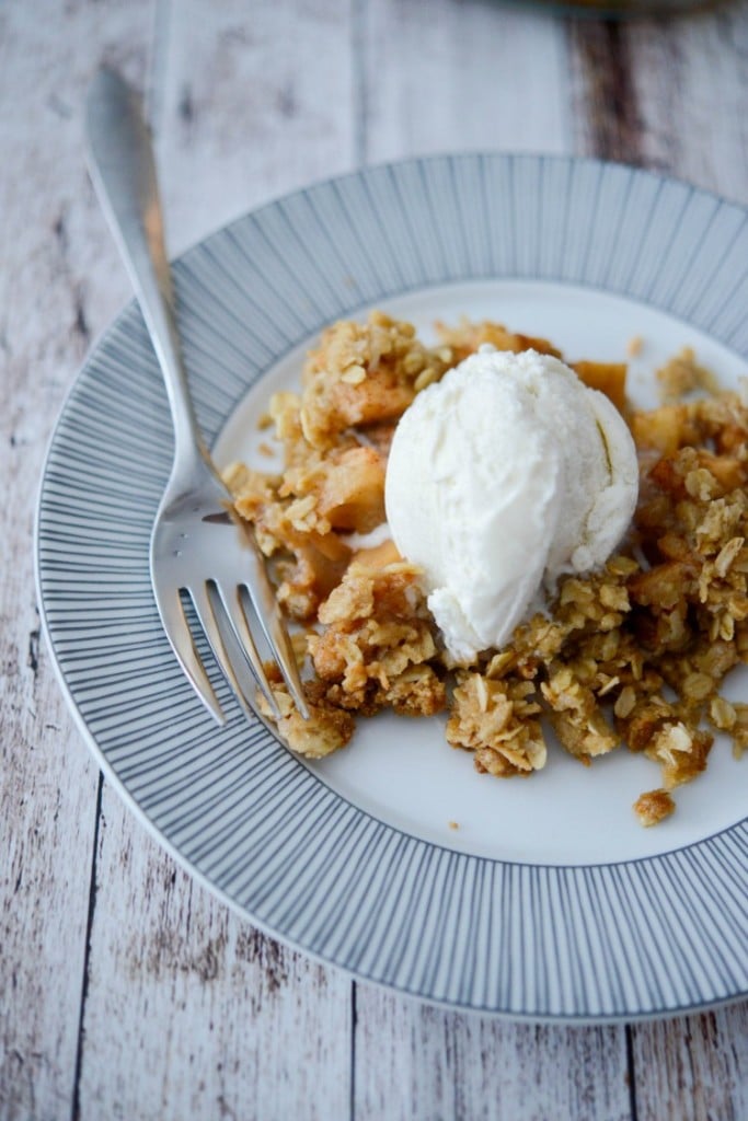 Apple Chai Cobbler PF Changs copycat on a plate