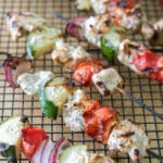 Grilled chicken skewers with vegetables. 