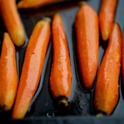 Maple Roasted Baby Carrots