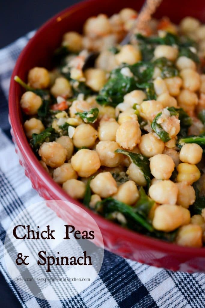 Chick peas tossed with garlic, diced tomatoes, organic spinach, lemon and vegetable broth. 
