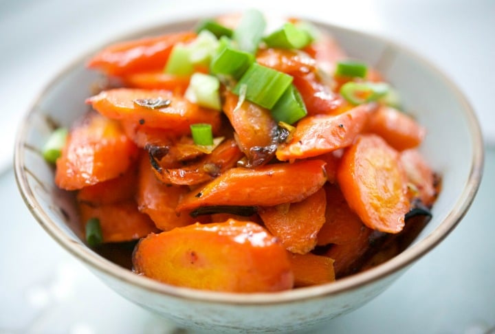 Sweet & Sour Roasted Carrots