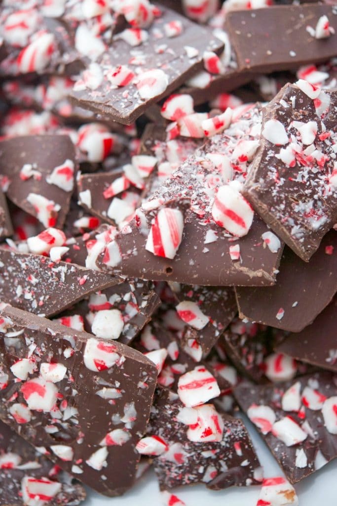 Looking for a quick and easy holiday dessert to bring to a last minute gathering? This Dark Chocolate Candy Cane Bark is perfect!