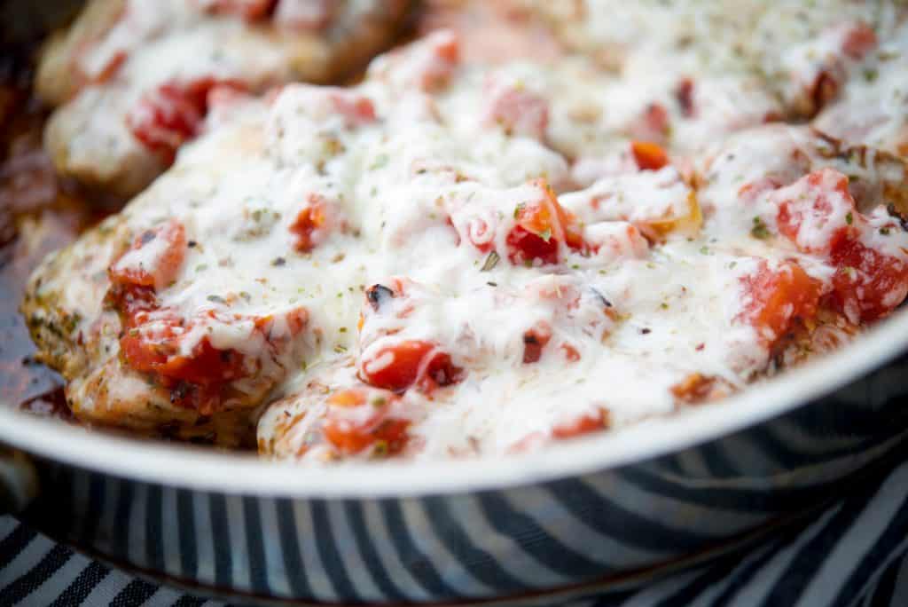 Skillet Pork Chops Pizzaiola