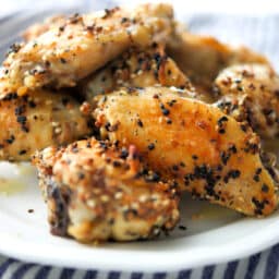 Everything Bagel Baked Chicken Wings