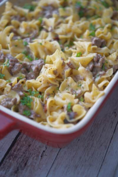 Bacon Cheeseburger Casserole made with lean ground beef and egg noodles in a creamy bacon cheese sauce is sure to please.