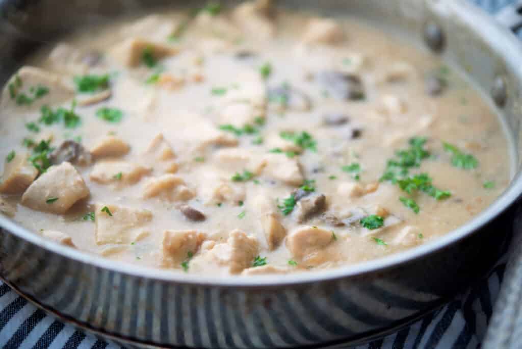 Skillet Mushroom and Onion Chicken