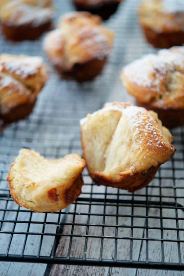 Monkey bread rolls made with fresh chopped apples, brown sugar, ground cinnamon and chopped walnuts make a tasty, sweet snack. 