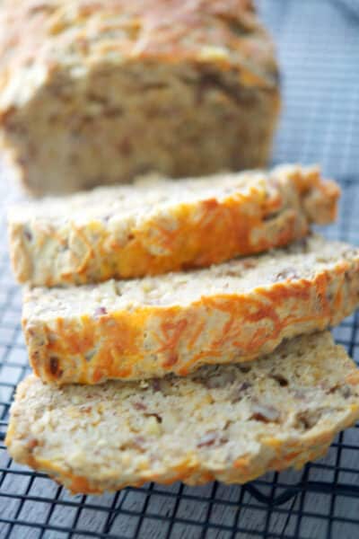 Apple Cheddar Loaf Bread