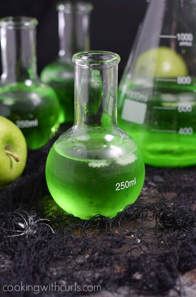 Poisoned Apple Cocktail