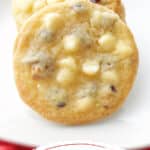 White chocolate and dried cranberries make a deliciously soft, sweet and tangy cookie. The perfect dessert for snacking!