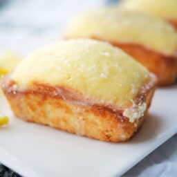 Lemon Olive Oil Cakes