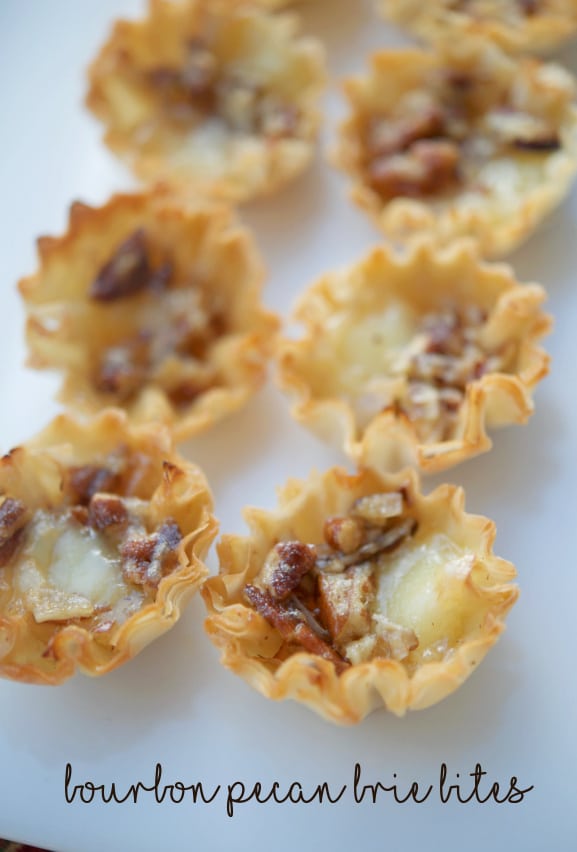 Brie cheese in phyllo cups
