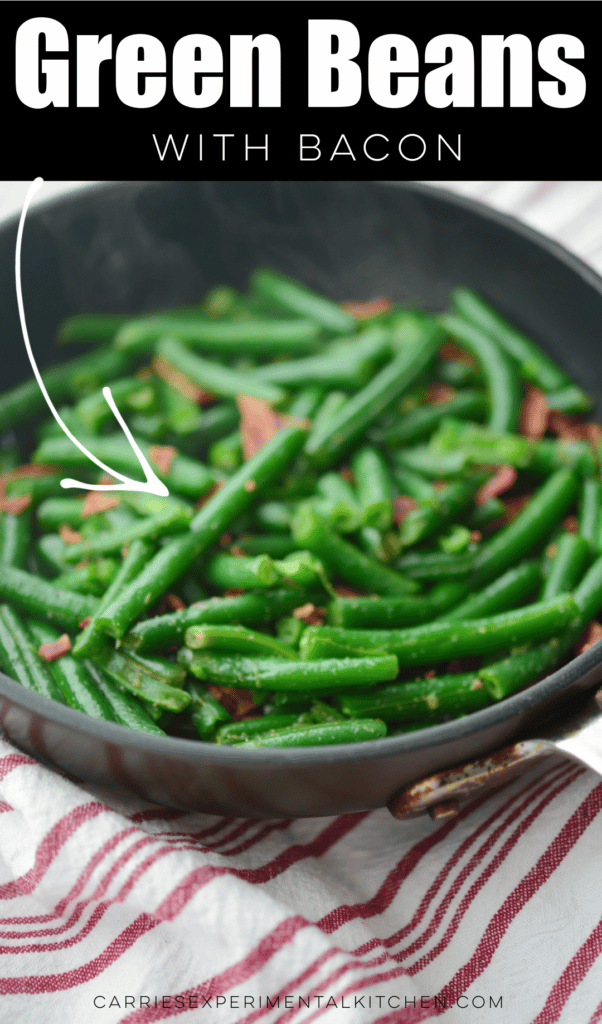 cooked green beans with bacon in a pan