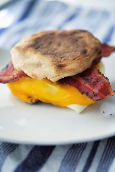 turkey bacon and egg whites on english muffin