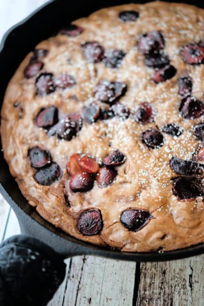 skillet chocolate brownies with cherries
