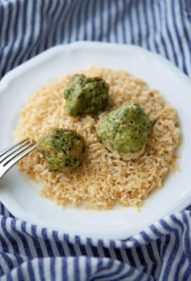 Spinach turkey meatballs over brown rice