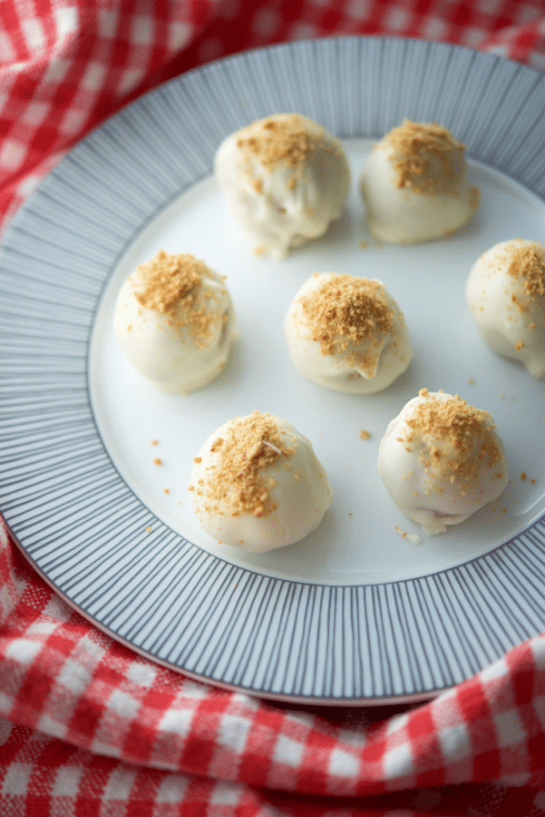 a plate of apple pie truffles